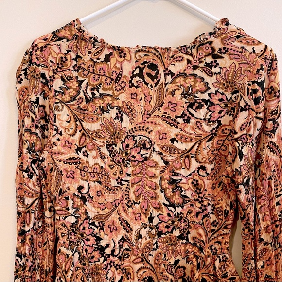 Vici Top - Picture 6 of 11